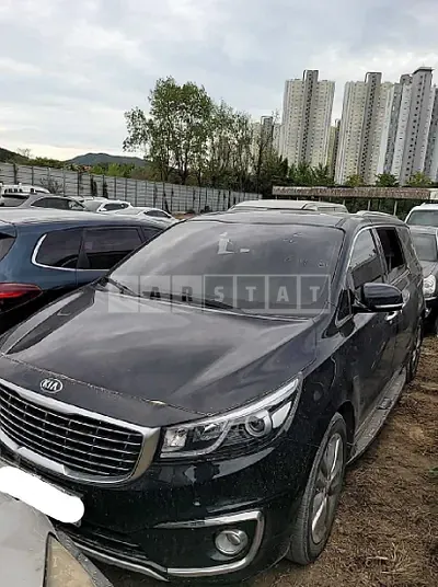 Photo 1 of 10: 2016 Kia Carnival, VIN KNAME81ABGS169623 — Korean insurance auction