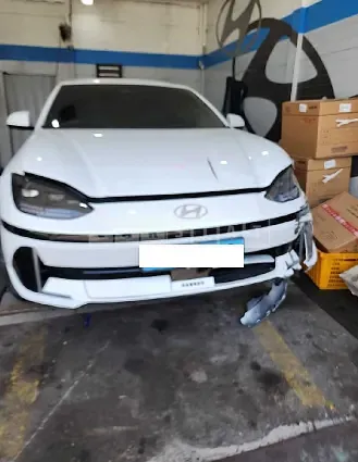 Photo 2 of 45: 2023 Hyundai Modern Ionic 6, VIN KMHM541AFPA005095 — Korean insurance auction