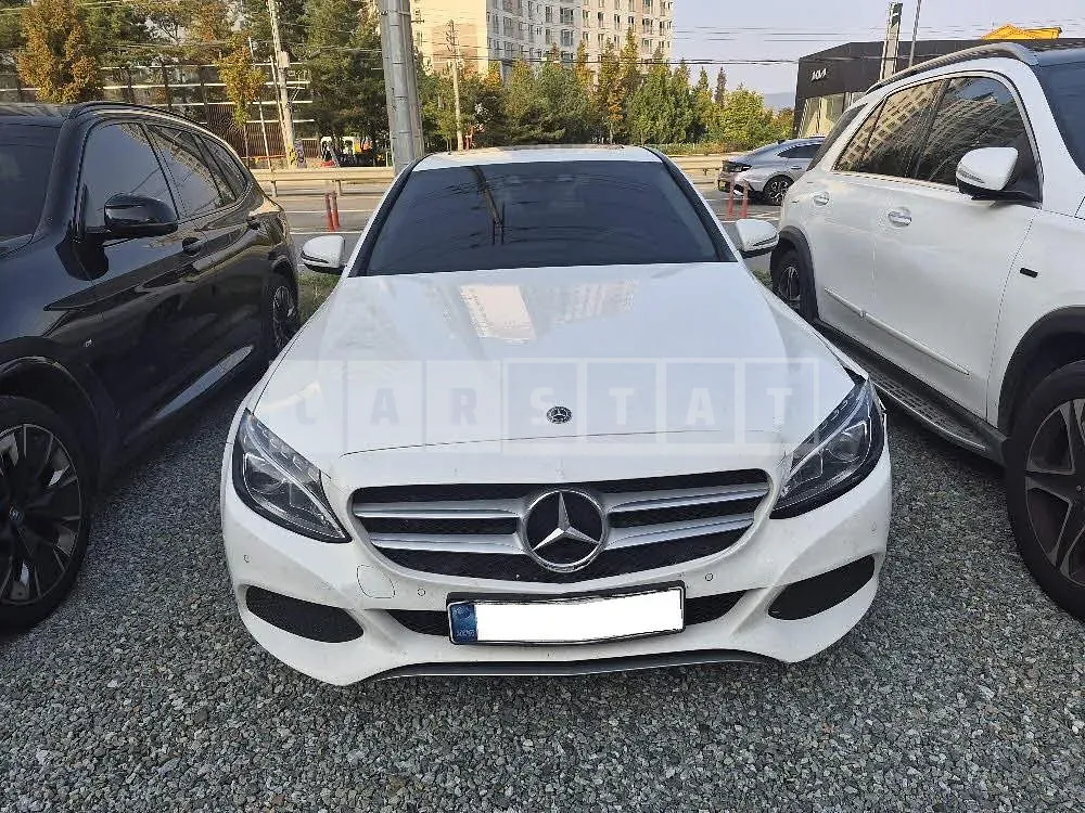 Photo 2 of 34: 2018 Mercedes-Benz C220 d, VIN WDDWF0EB2JR371036 — Korean insurance auction