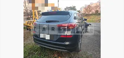 Photo 1 of 17: 2019 Hyundai Tucson TL — Korean insurance auction