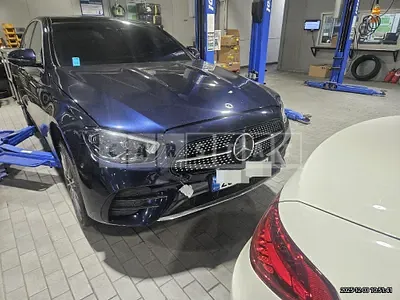 Photo 1 of 49: 2022 Mercedes-Benz E350 4Matic — Korean insurance auction
