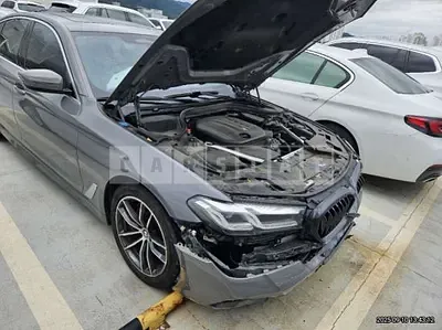 Photo 1 of 25: 2021 BMW 523d — Korean insurance auction