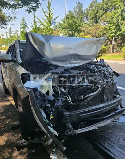 Photo 1 of 20: 2015 Hyundai Santa Fe, VIN KMHSW81XBFU400029 — Korean insurance auction
