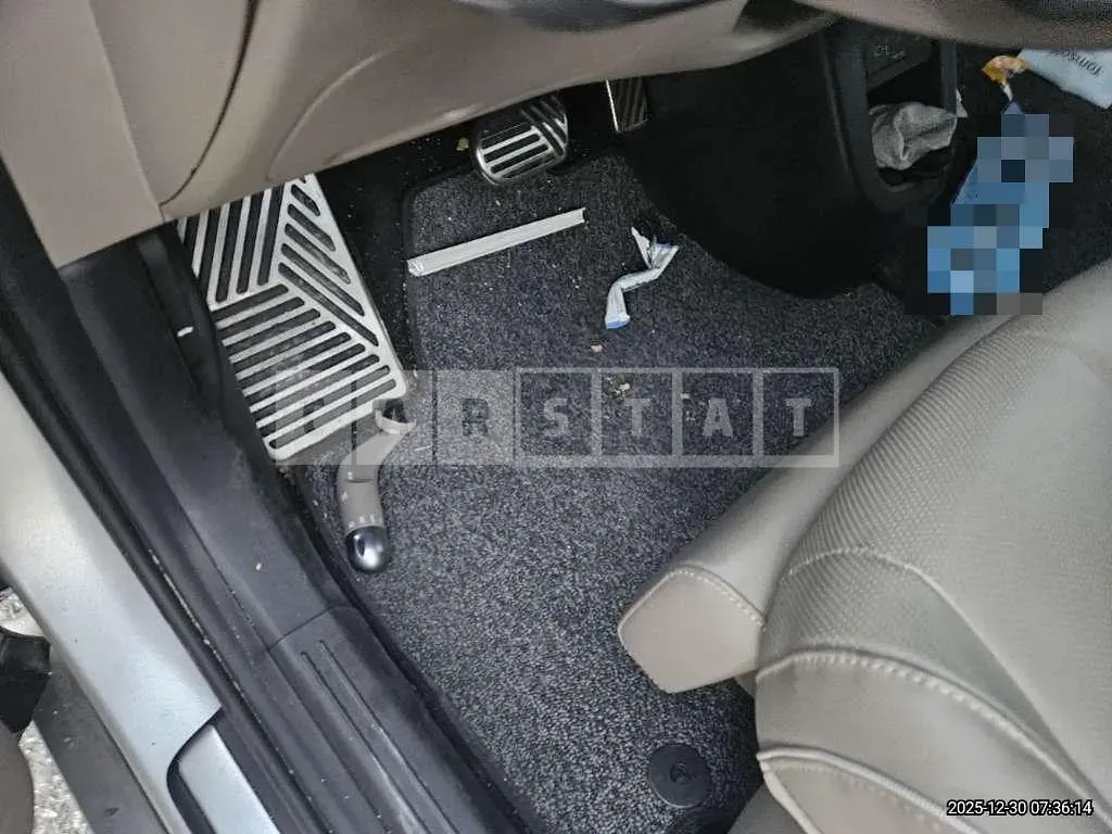 Photo 2 of 21: 2025 Hyundai IONIQ 5 Electric Car — Korean insurance auction