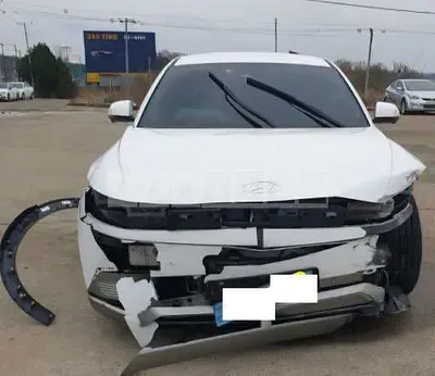 Photo 1 of 27: 2023 Hyundai IONIQ 5 — Korean insurance auction