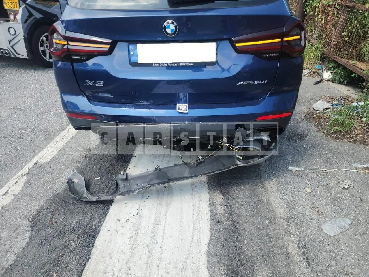 Photo 2 of 15: 2022 BMW X3 xDrive20i, VIN WBA31DP05N9L62526 — Korean insurance auction