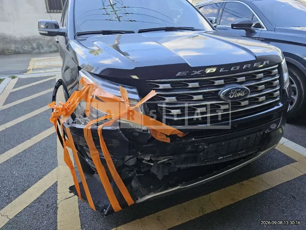 Photo 2 of 27: 2017 Ford Explorer 2.3 AWD — Korean insurance auction
