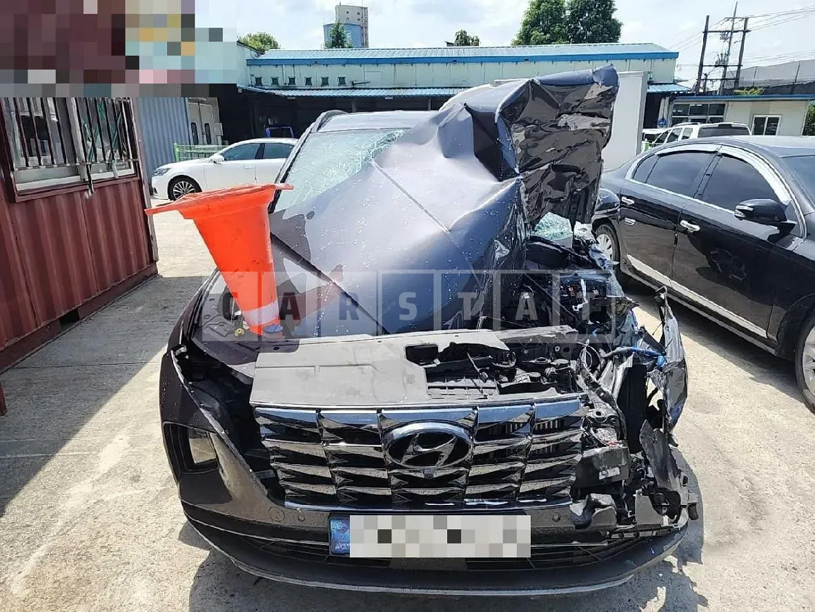 Photo 2 of 15: 2021 Hyundai Tucson Gasoline — Korean insurance auction