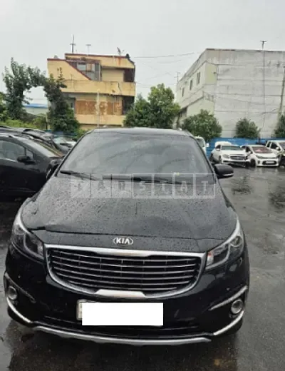 Photo 1 of 14: 2016 Kia Carnival — Korean insurance auction