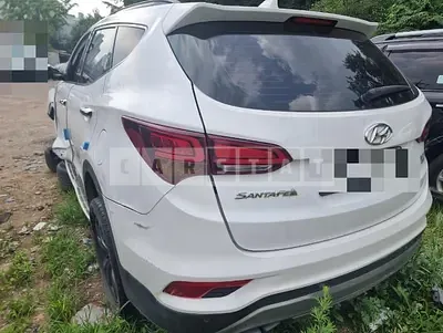 Photo 1 of 14: 2016 Hyundai Santa Fe DM 4WD — Korean insurance auction