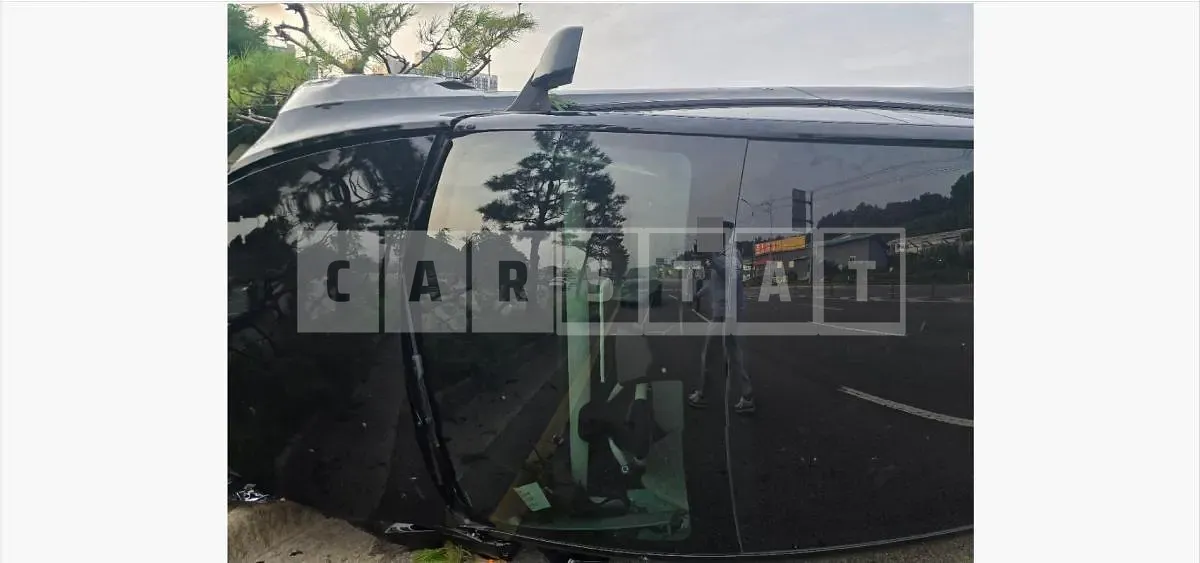 Photo 2 of 7: 2023 Tesla Model Y RWD — Korean insurance auction