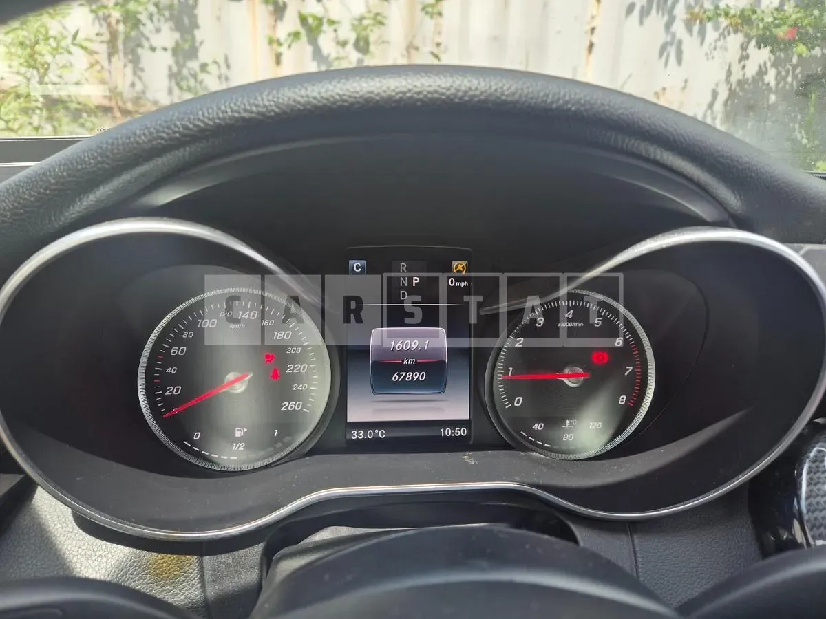 Photo 2 of 10: 2018 Mercedes-Benz C200 — Korean insurance auction