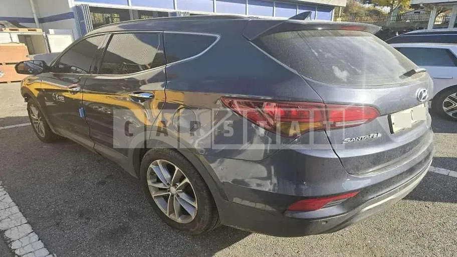 Photo 2 of 13: 2016 Hyundai Santa Fe DM — Korean insurance auction