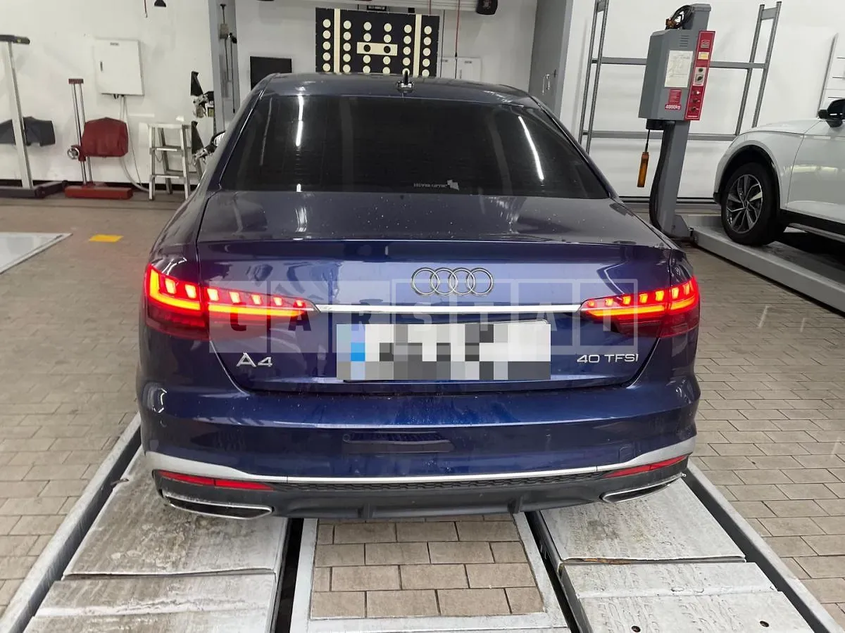 Photo 2 of 22: 2023 Audi A4 40 TFSI — Korean insurance auction