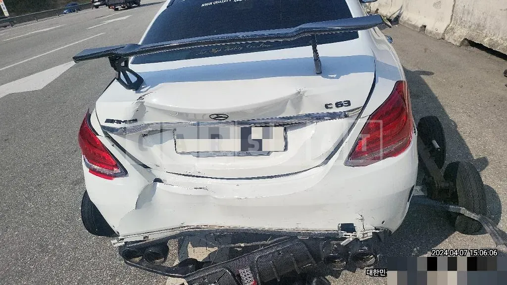 Photo 2 of 33: 2016 Mercedes-Benz C220 d 4Matic Estate — Korean insurance auction