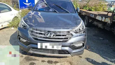 Photo 1 of 8: 2016 Hyundai Santa Fe DM — Korean insurance auction