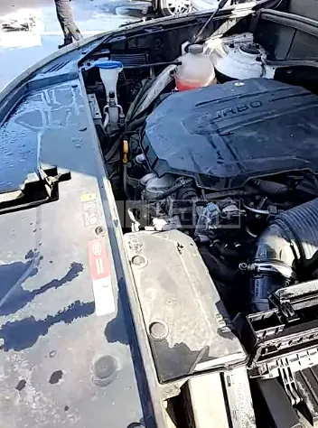 Photo 2 of 50: 2021 Kia Sorento, VIN KNARF81BGMA104013 — Korean insurance auction