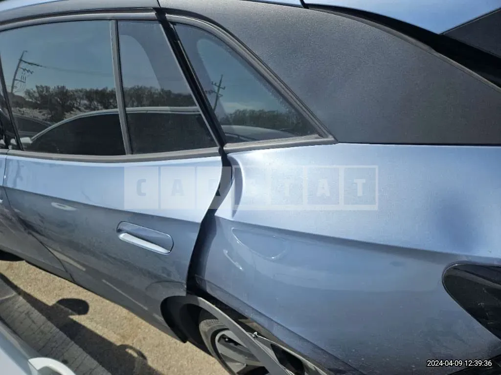 Photo 2 of 18: 2022 Volkswagen ID.4 Pro — Korean insurance auction