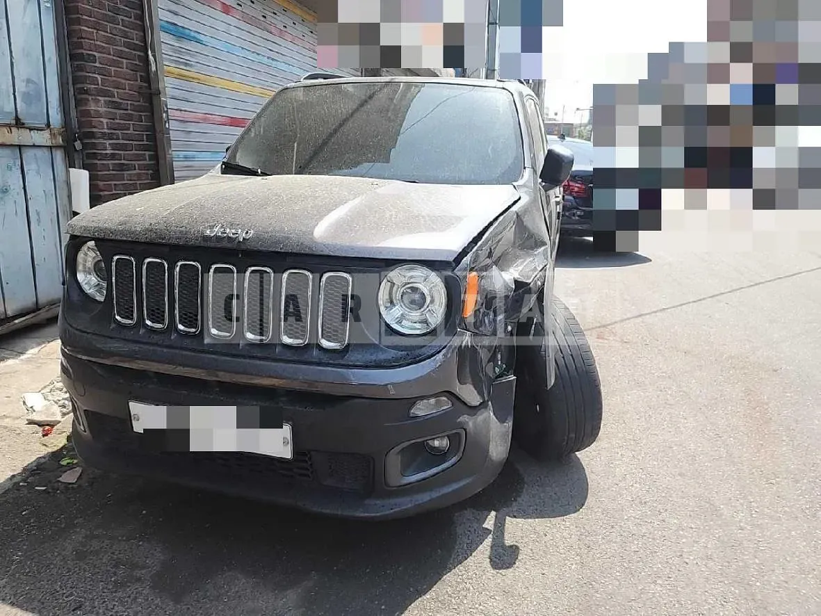 Photo 2 of 24: 2017 Jeep Zip Renegade 2.4 — Korean insurance auction