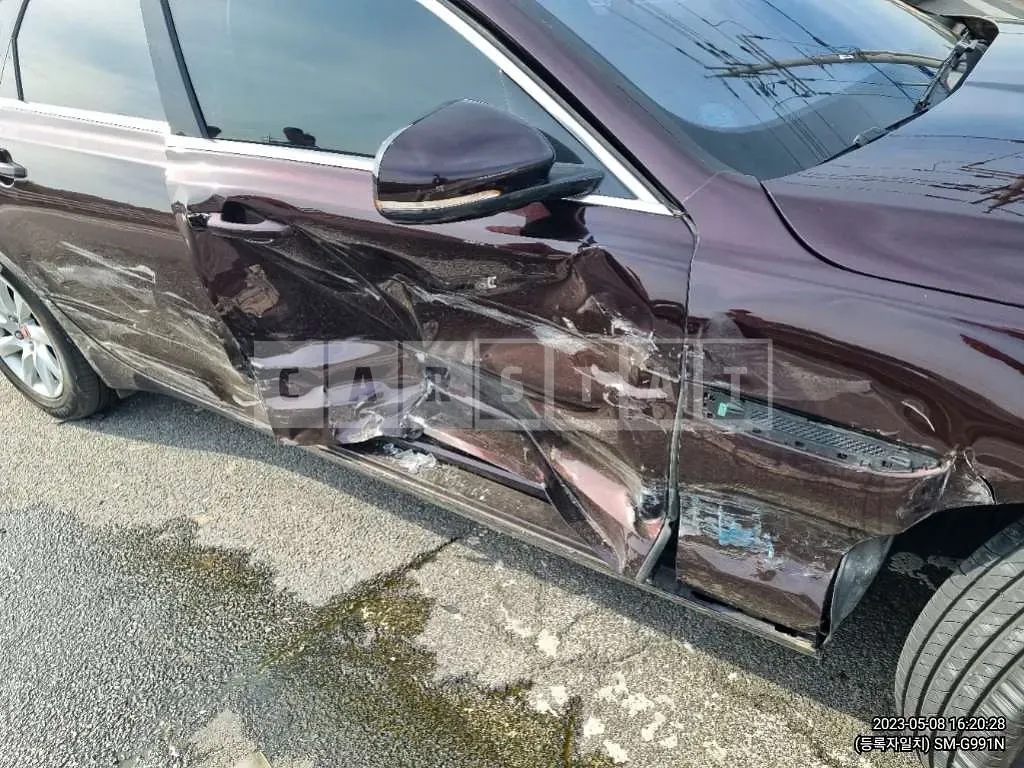 Photo 2 of 13: 2017 Jaguar XF 20d, VIN SAJBB4BN0HCY38799 — Korean insurance auction