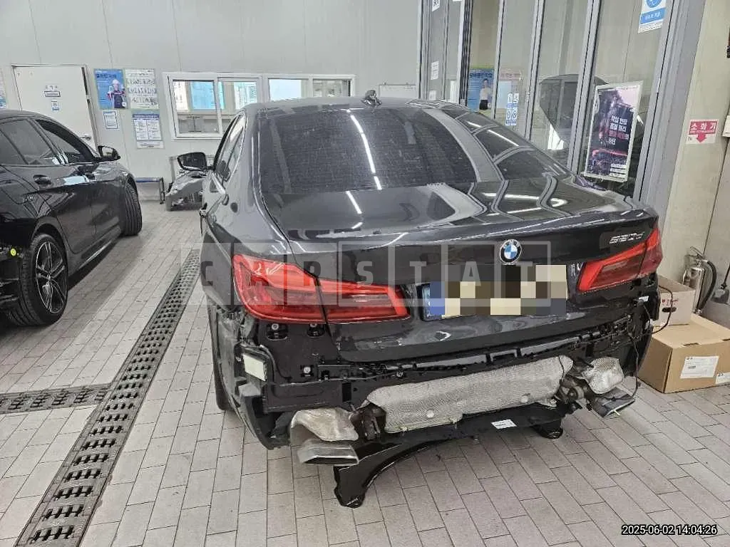 Photo 2 of 20: 2017 BMW 520d xDrive — Korean insurance auction