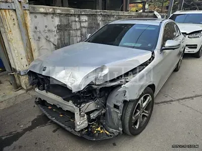Photo 1 of 14: 2018 Mercedes-Benz E 300 4Matic — Korean insurance auction