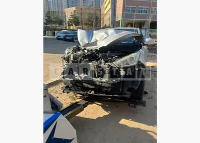 Photo 1 of 4: 2014 Hyundai Tucson ix — Korean insurance auction