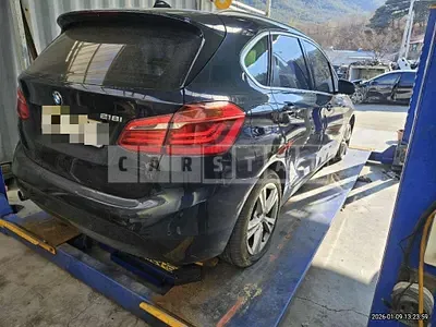 Photo 1 of 17: 2016 BMW Active Tourer — Korean insurance auction