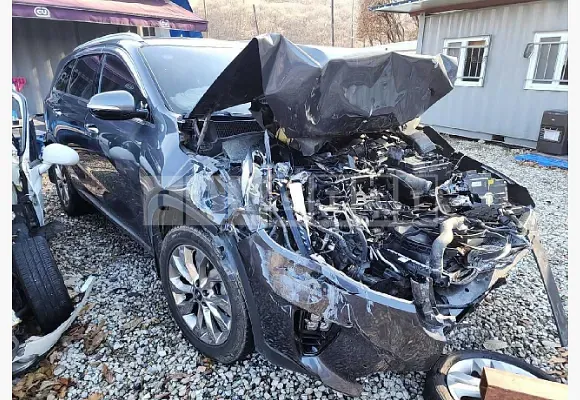 Photo 2 of 21: 2019 Kia Sorento, VIN KNAPS81BDKA491375 — Korean insurance auction