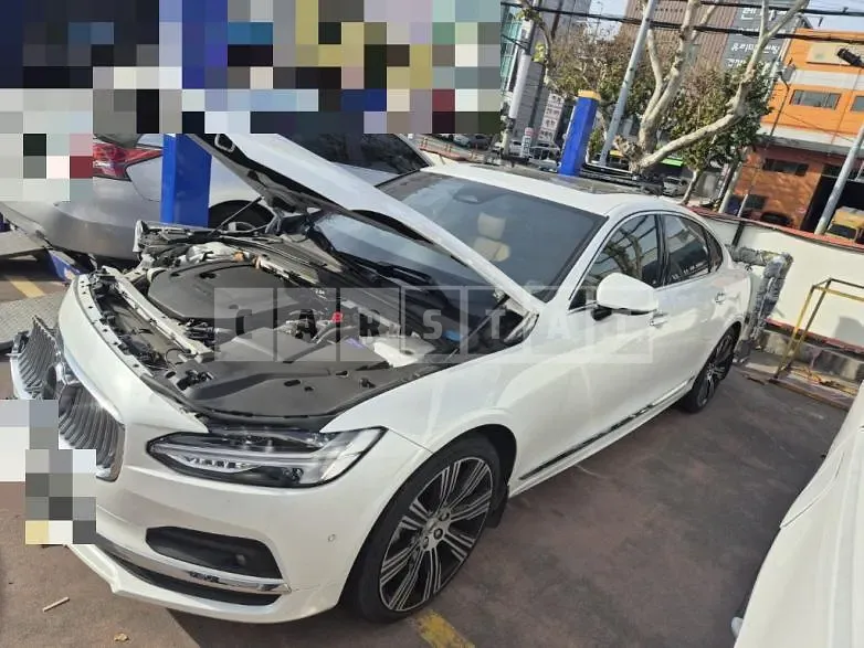Photo 2 of 18: 2023 Volvo S90B6 AWD — Korean insurance auction