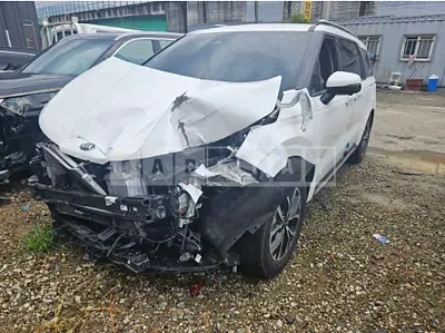 Photo 1 of 5: 2021 Kia Carnival, VIN KNANC81BBMS013742 — Korean insurance auction