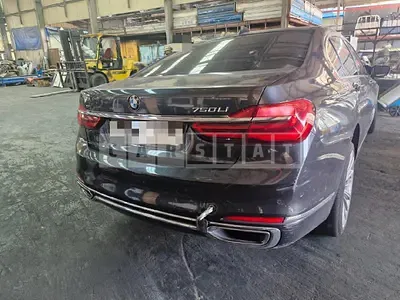 Photo 1 of 32: 2018 BMW 750Li xDrive — Korean insurance auction