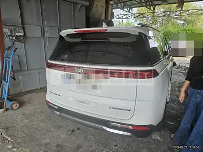 Photo 1 of 11: 2021 Kia Carnival 2.2 — Korean insurance auction