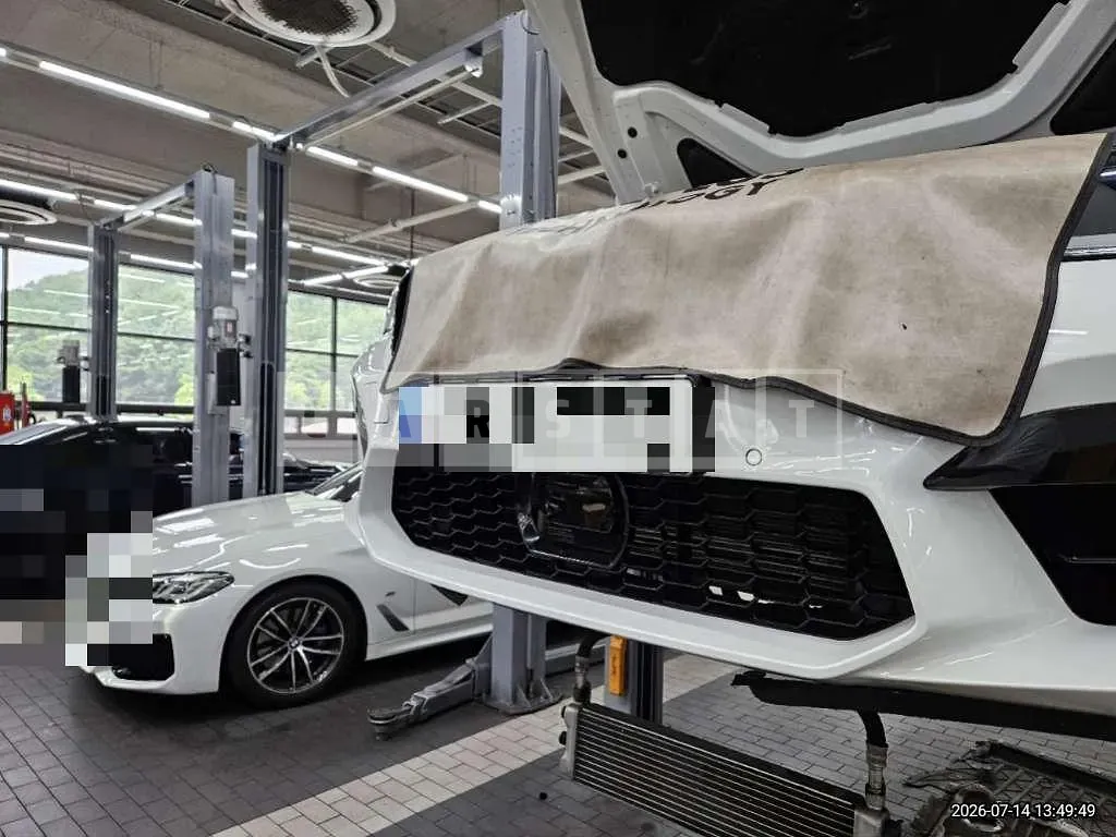 Photo 2 of 24: 2023 BMW M5 Competition Package — Korean insurance auction