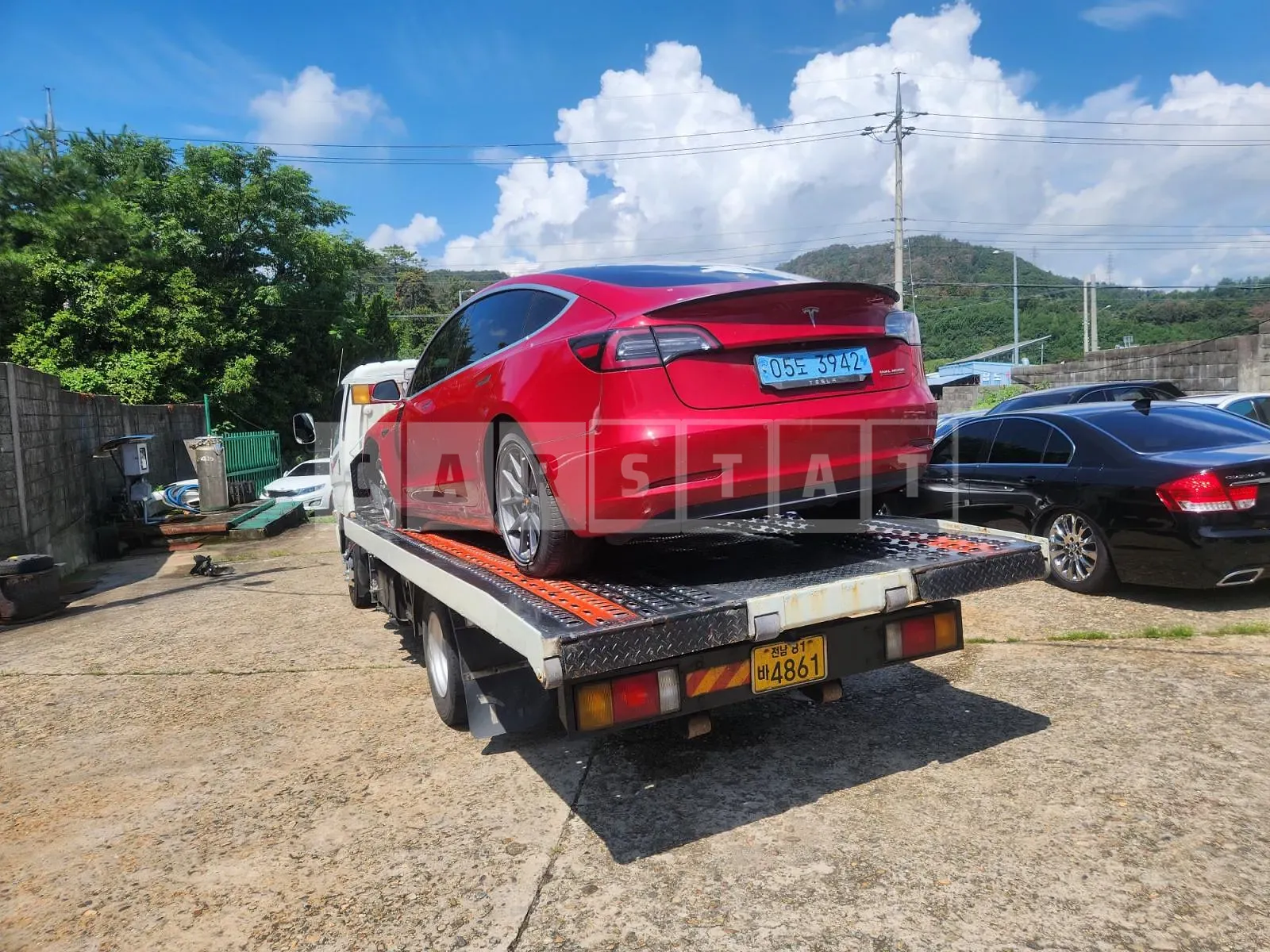 Photo 2 of 9: 2020 Tesla Model 3 Long Range, VIN 5YJ3E1EB2LF725426 — Korean insurance auction