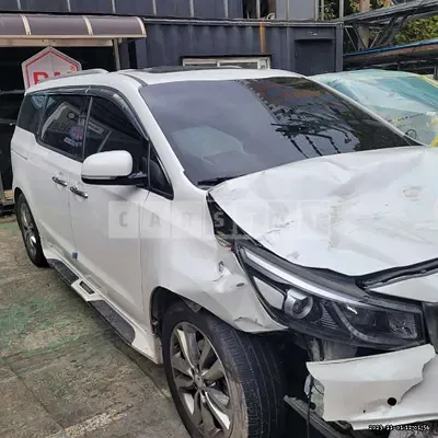 Photo 1 of 15: 2018 Kia Carnival, VIN KNAMC81ABJS432767 — Korean insurance auction