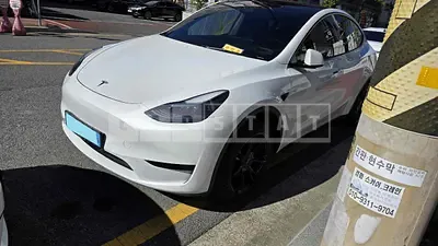 Photo 1 of 23: 2024 Tesla Model Y RWD, VIN LRWYGCFS5RC798965 — Korean insurance auction