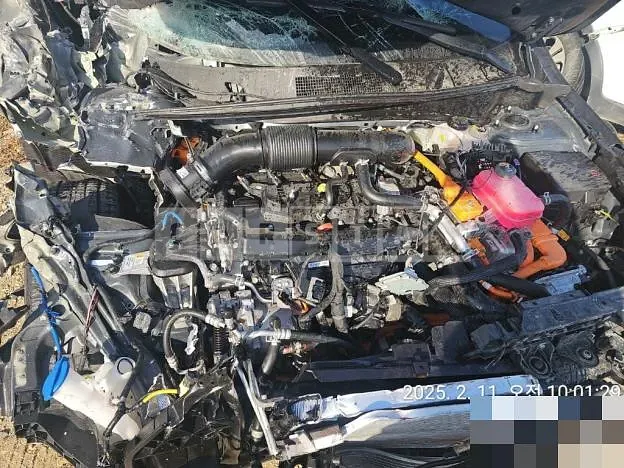 Photo 2 of 18: 2024 Kia Sportage Hybrid — Korean insurance auction