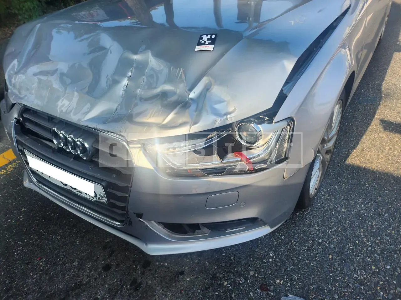 Photo 2 of 6: 2015 Audi A4 35 TDI quattro, VIN WAUZZZ8K4FA069717 — Korean insurance auction
