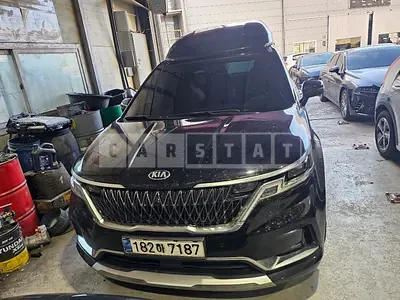 Photo 1 of 10: 2021 Kia Carnival High Limousine, VIN KNANE813BMS045710 — Korean insurance auction