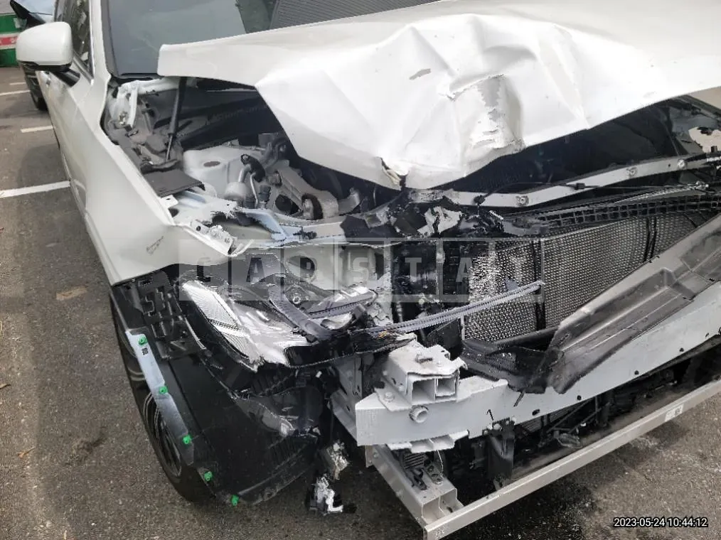 Photo 2 of 19: 2022 Volvo S90B5 — Korean insurance auction