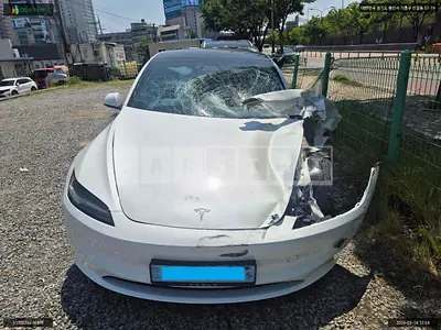 2025 Tesla Model 3 RWD