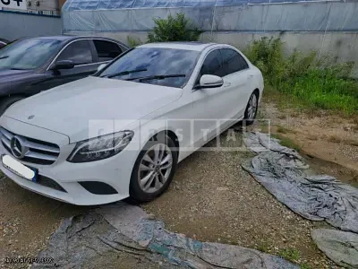 Photo 1 of 9: 2020 Mercedes-Benz C200, VIN W1KWF8AB4LR589521 — Korean insurance auction