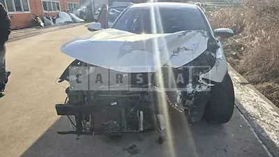 Photo 1 of 17: 2019 Kia K5 — Korean insurance auction