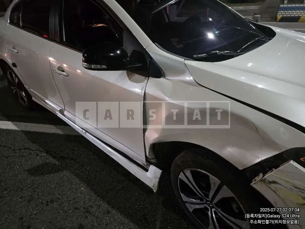 Photo 2 of 13: 2015 Kia Sorento 4WD — Korean insurance auction