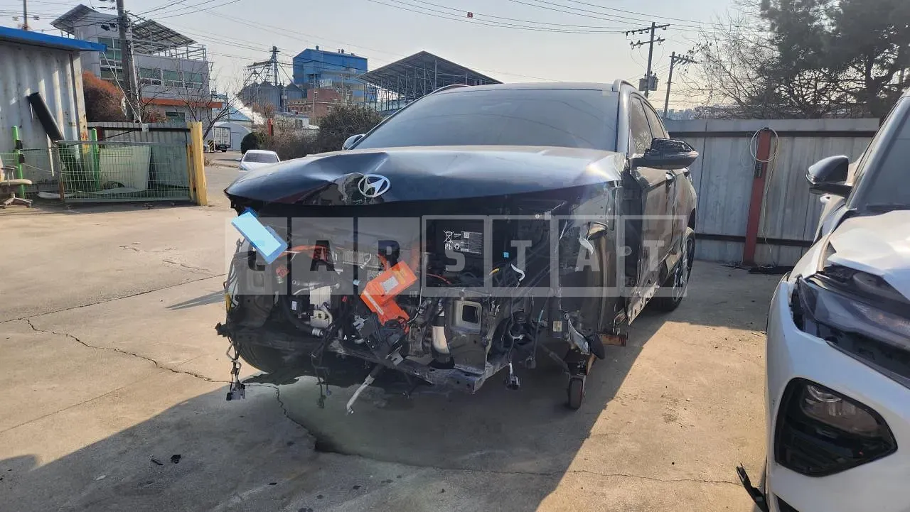 Photo 2 of 30: 2023 Hyundai Kona Electric, VIN KMHHE816FPU001269 — Korean insurance auction