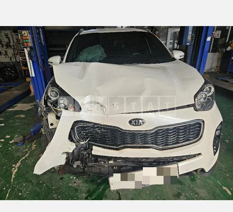 Photo 2 of 18: 2018 Kia Sportage, VIN KNAP781ABJK446075 — Korean insurance auction