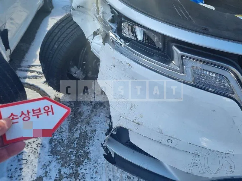 Photo 2 of 15: 2023 Kia Carnival 2.2 — Korean insurance auction