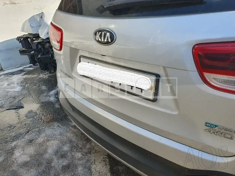 Photo 2 of 8: 2017 Kia Sorento, VIN KNAPK81ADHA320073 — Korean insurance auction