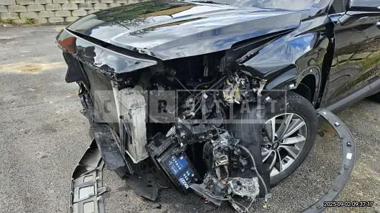 Photo 2 of 25: 2019 Hyundai Santa Fe — Korean insurance auction